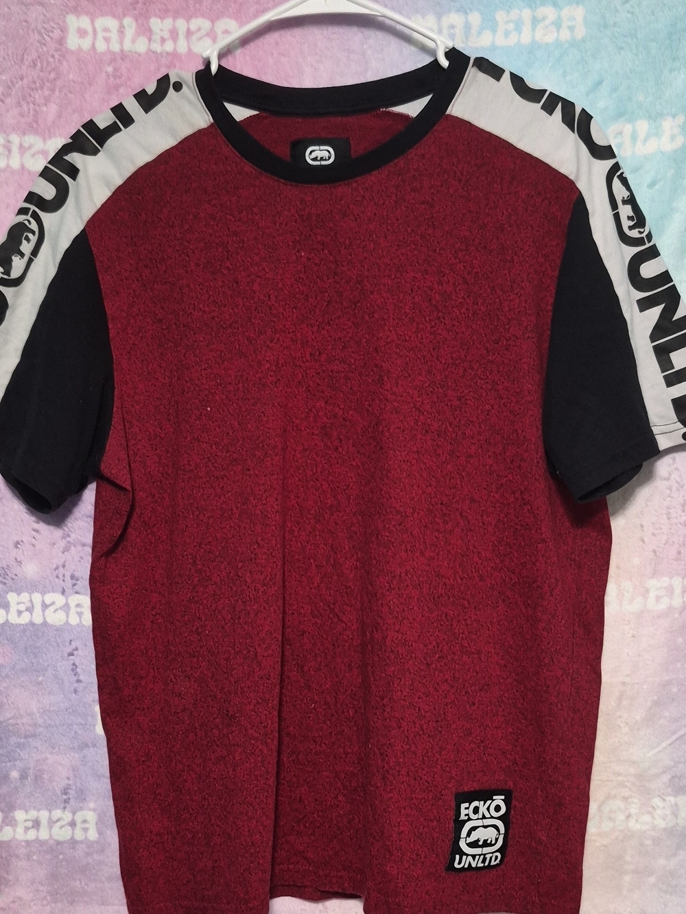 Ecko Unlimited Men’s Red and Black Crewneck Tee